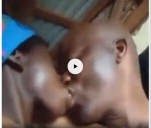 Read more about the article VIDEO; Teacher goes viral with married woman in the village